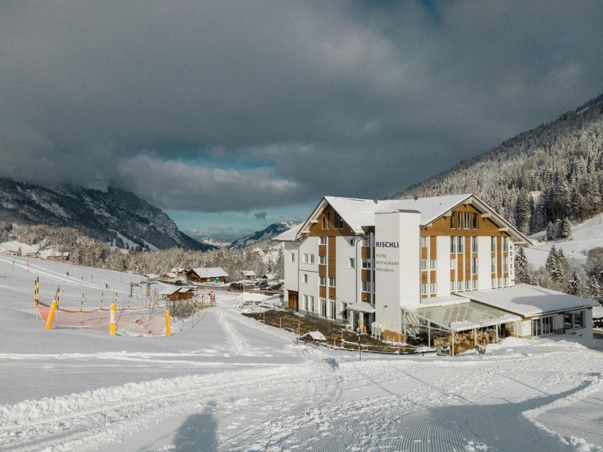 Hotel Rischli Sörenberg エクステリア 写真