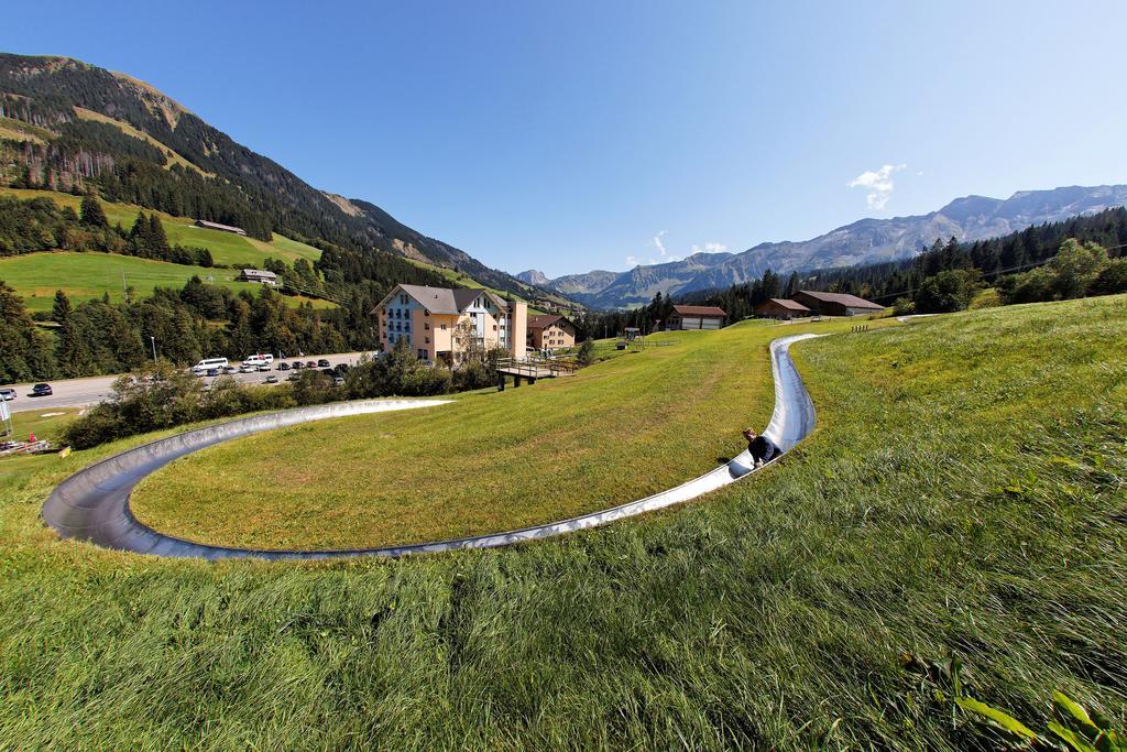 Hotel Rischli Sörenberg エクステリア 写真